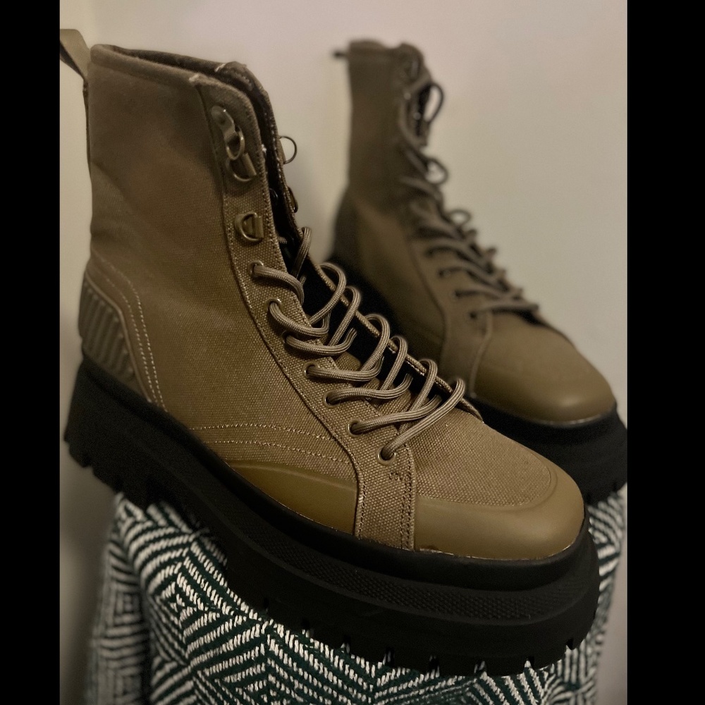 Men chunky sole Boots